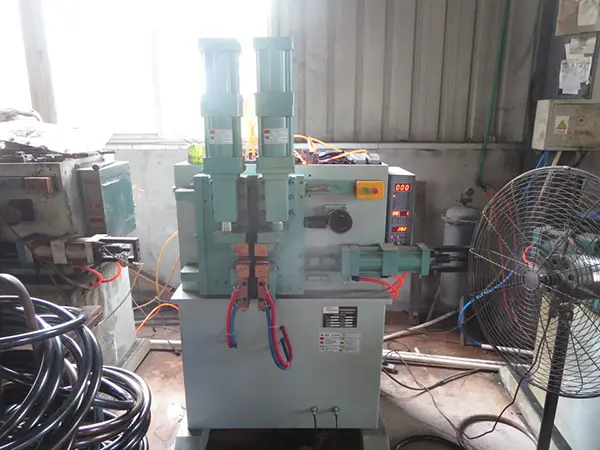 Bending Machine